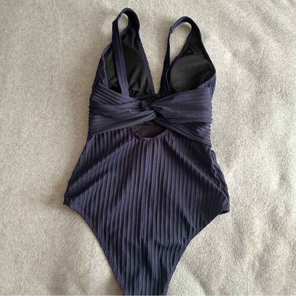 NWT CUPSHE One Piece Swimsuit Ruched Textured Ribbed navy blue size XS - Picture 3 of 4